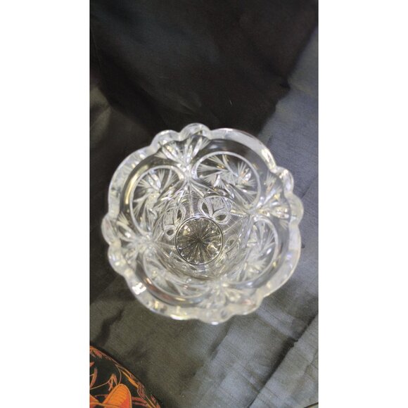 Beautiful Vintage Pinwheel Bohemian Crystal Vase 8” - Picture 4 of 10